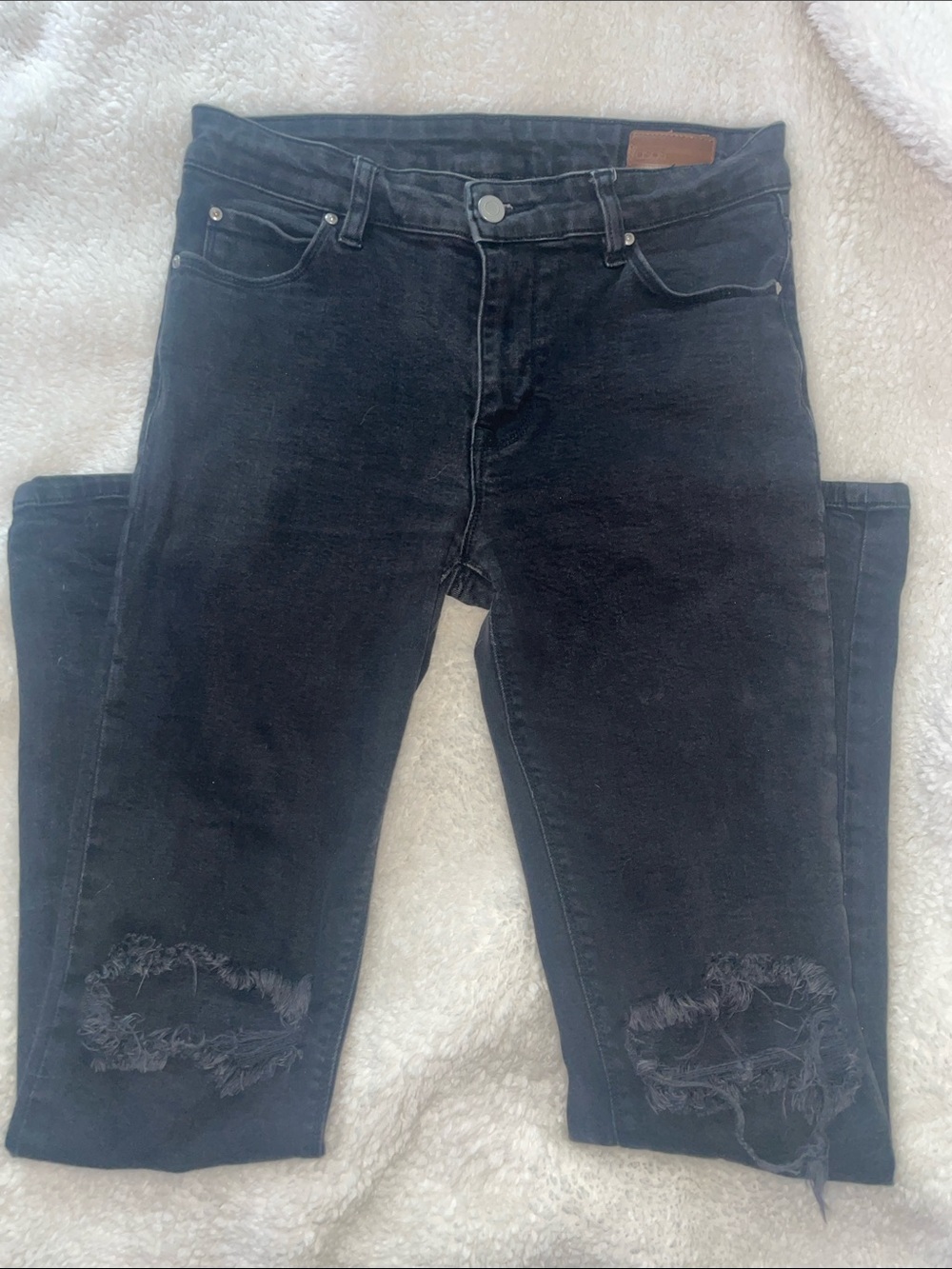 ASOS black washed skinny jeans 30x32 distressed knees